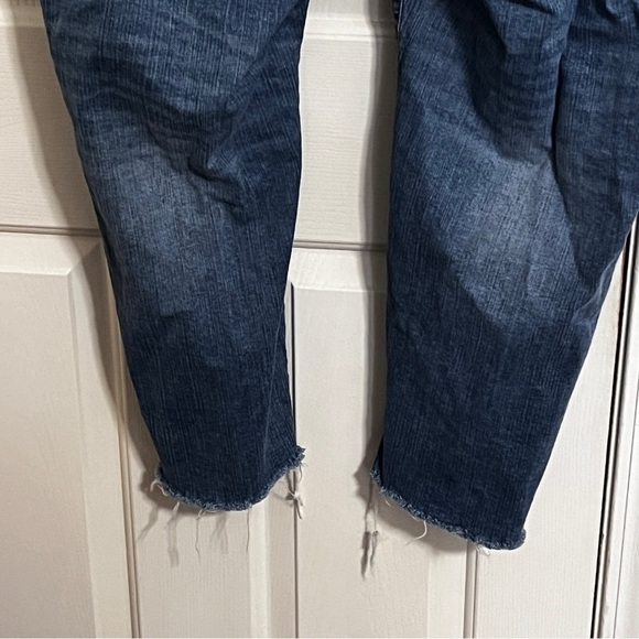 Torrid Jeans Women Plus Size 26 Crop Frayed Hem Blue Distressed Stretch Denim - Picture 5 of 8